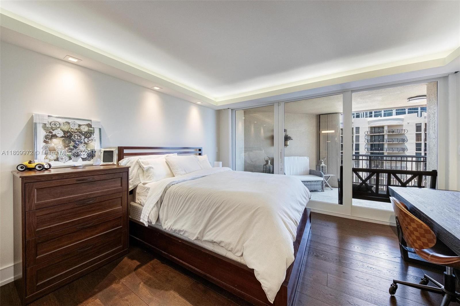 image Yacht Harbour Condo40