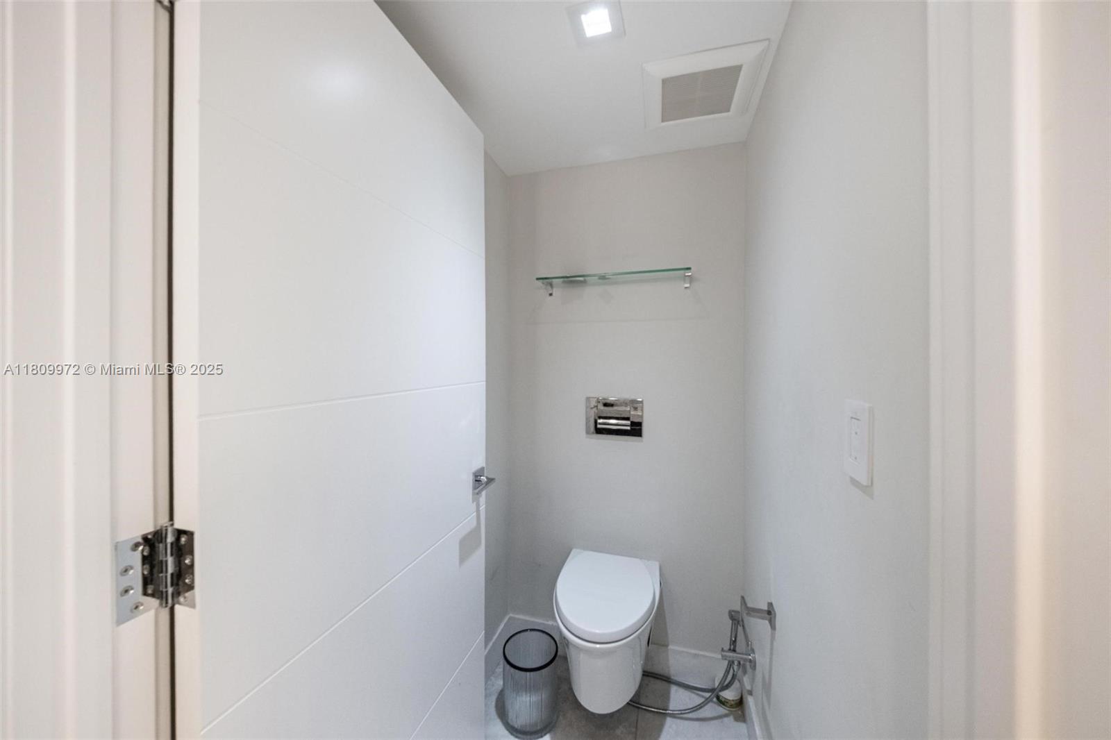 image Yacht Harbour Condo55