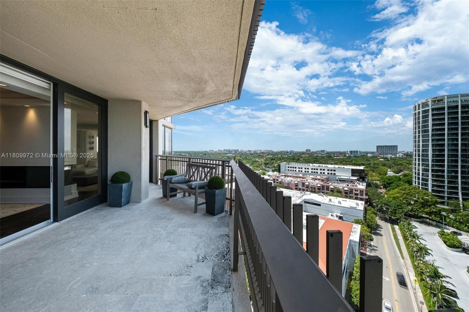 image Yacht Harbour Condo63
