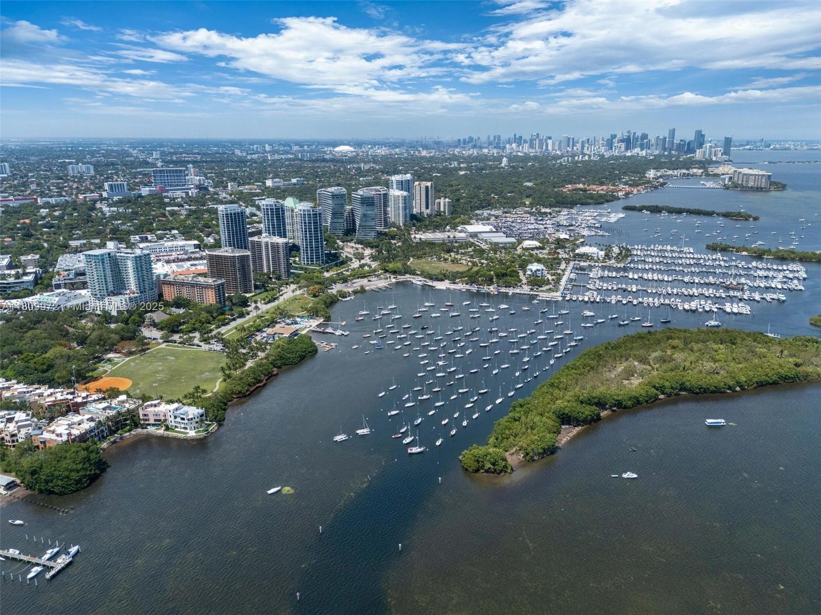 image Yacht Harbour Condo64