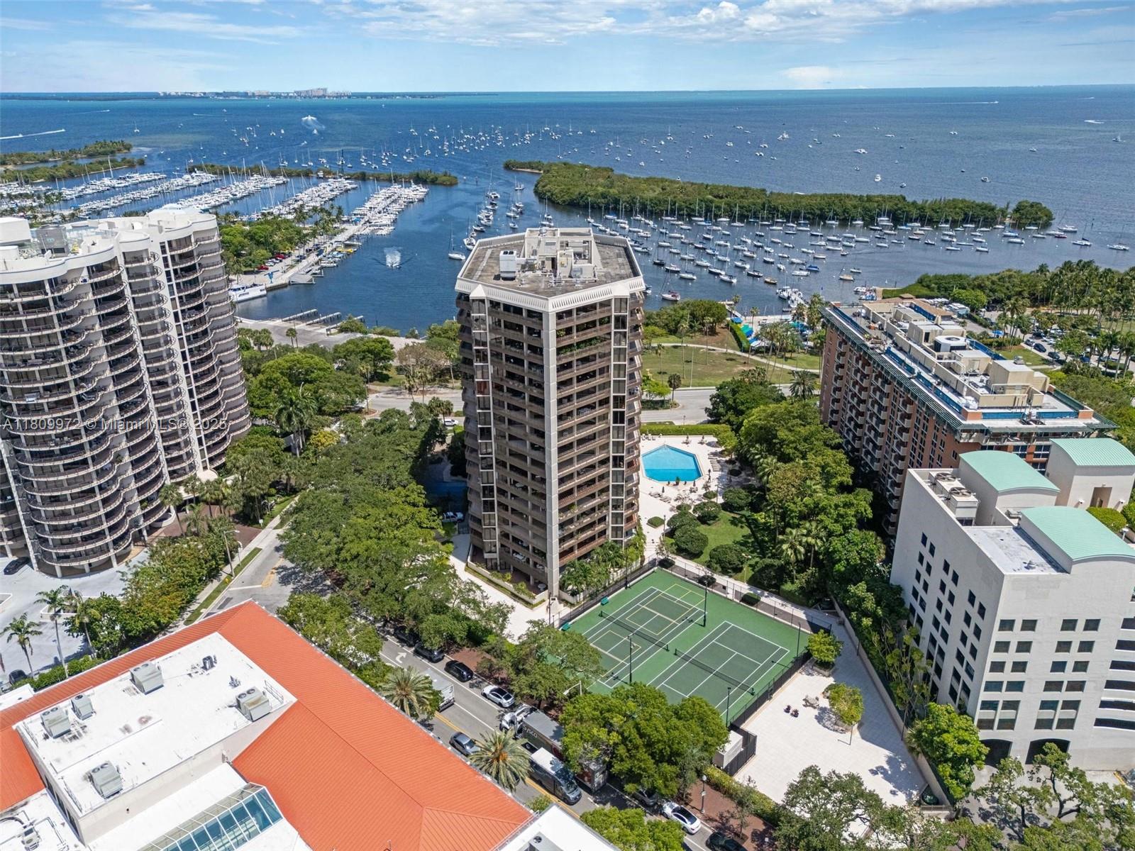 image Yacht Harbour Condo77