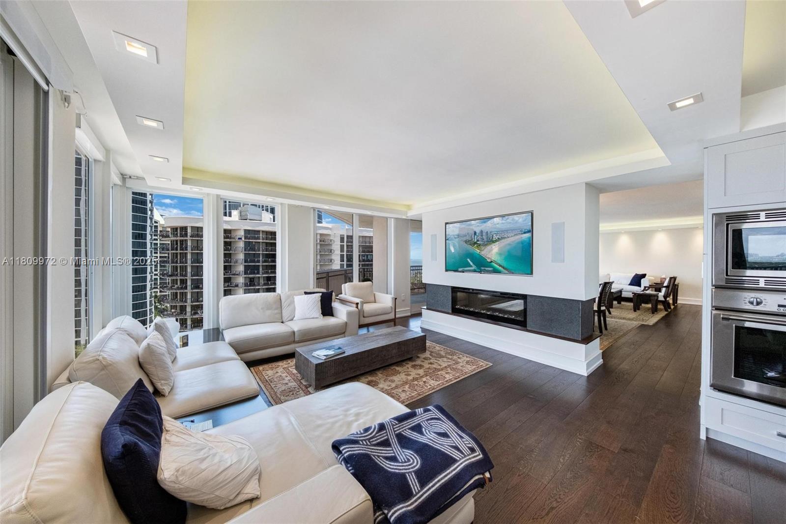 image Yacht Harbour Condo8