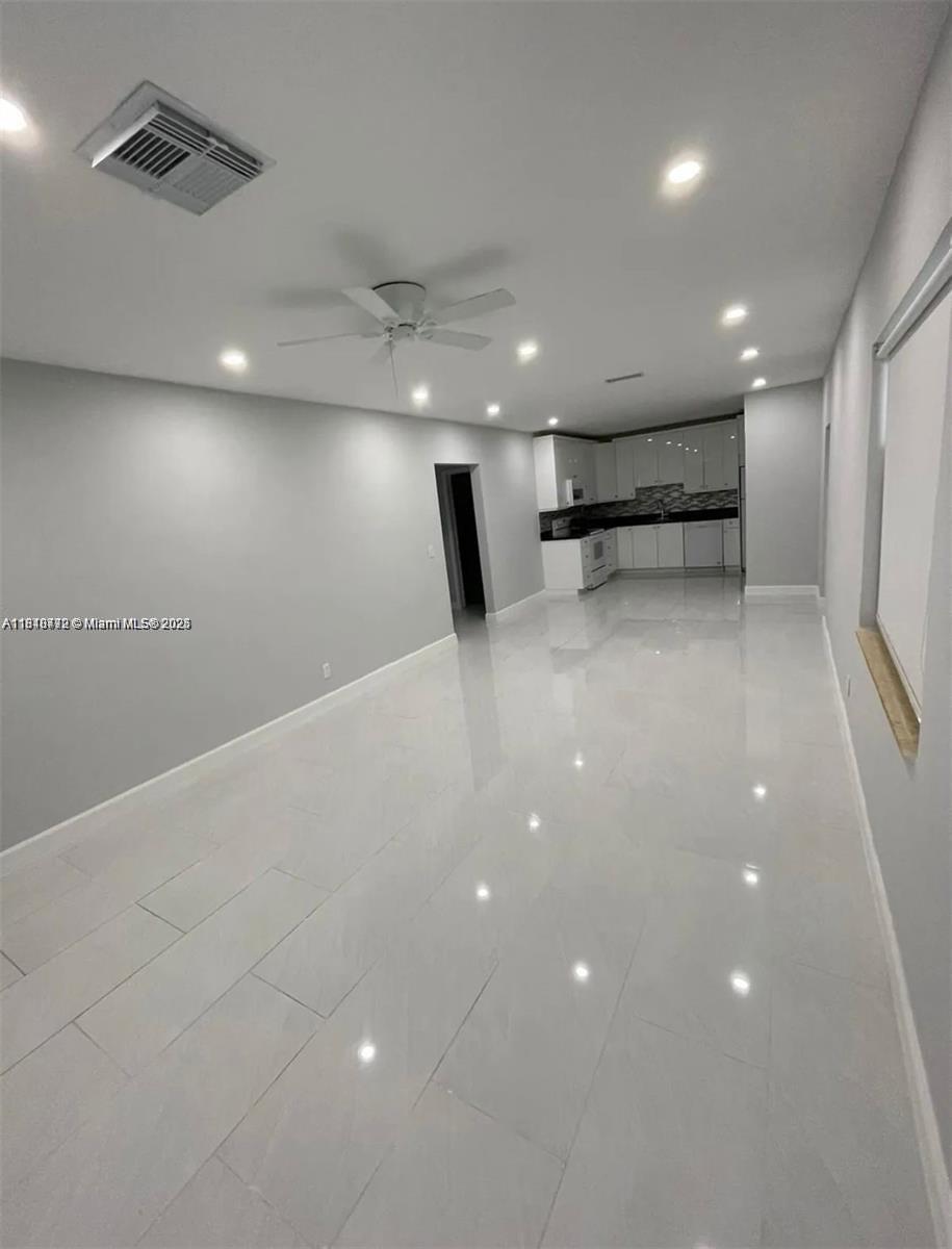 2842 Washington St,Hollywood, FL 33020