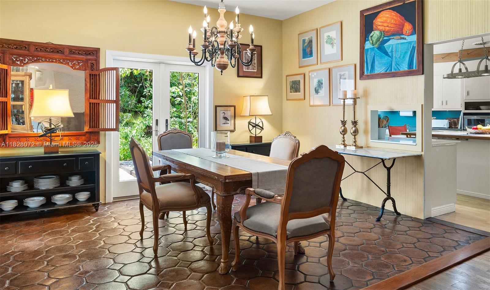 3540 N Moorings Way Miami, FL 33133