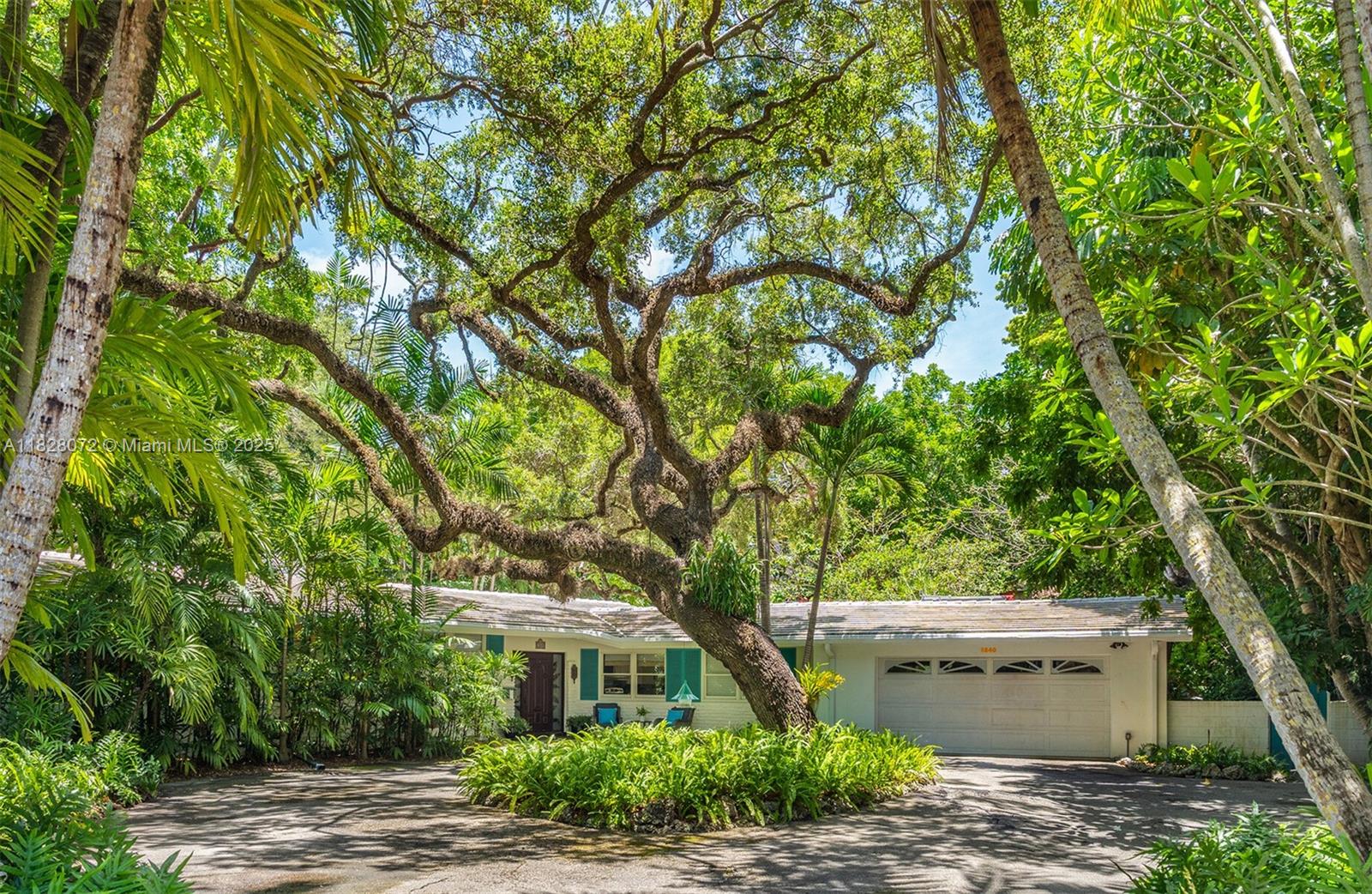 3540 N Moorings Way Miami, FL 33133