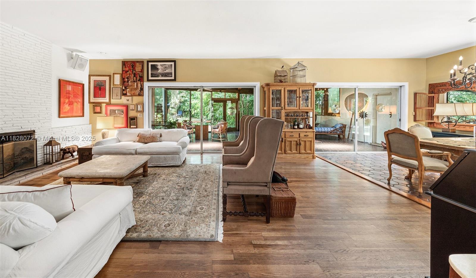 3540 N Moorings Way Miami, FL 33133