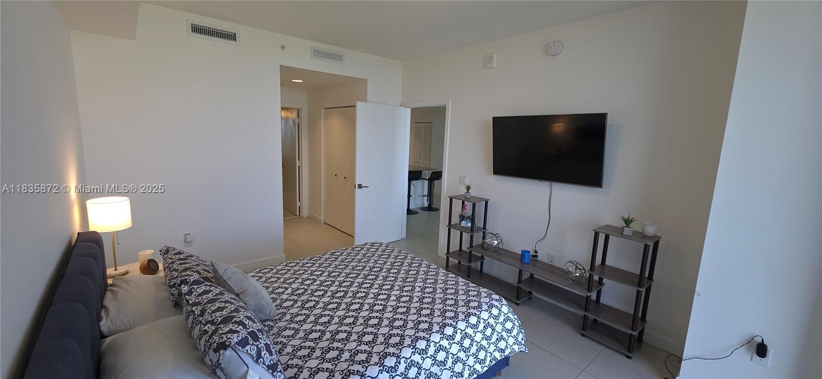 5350 NW 84th Ave #1005,Doral, FL 33166