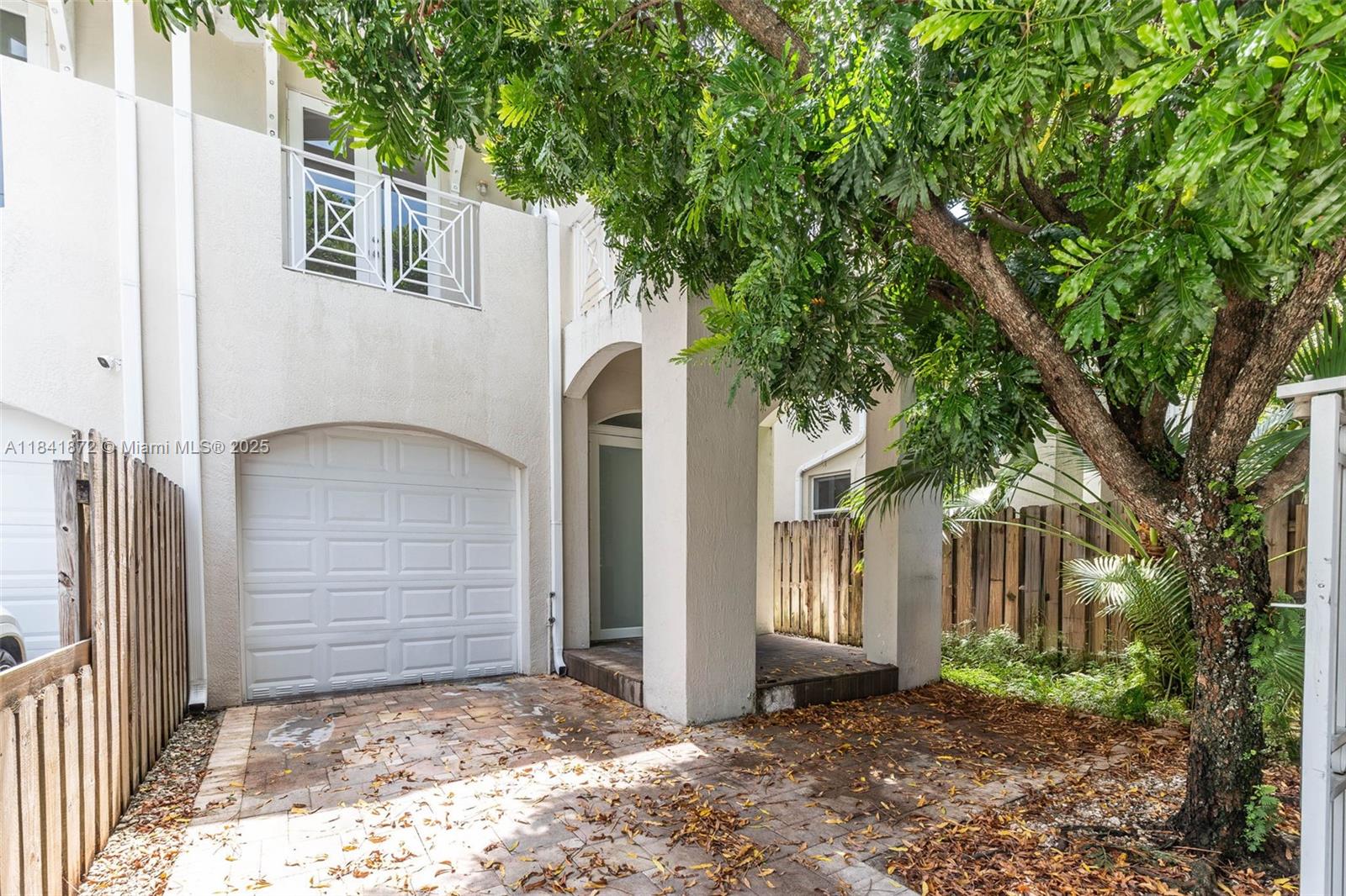 3133 Hibiscus St #3133