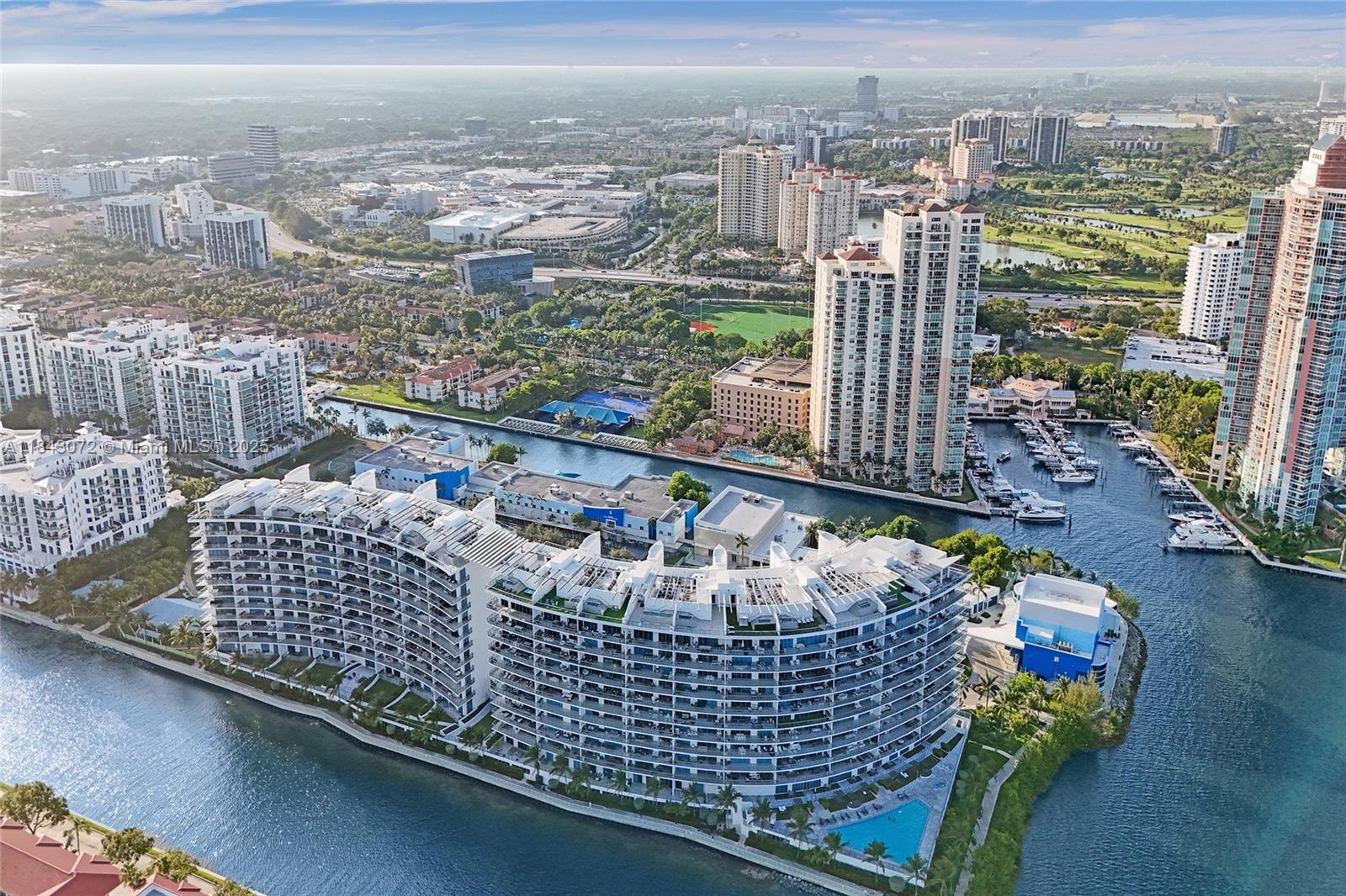image Echo Aventura43