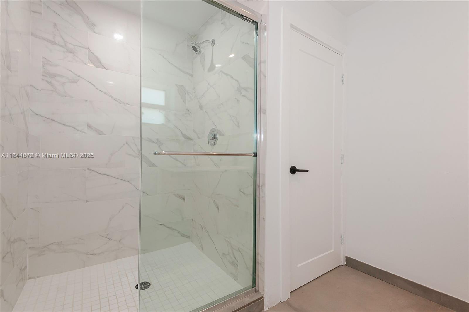 32 SW 23rd Rd Miami, FL 33129