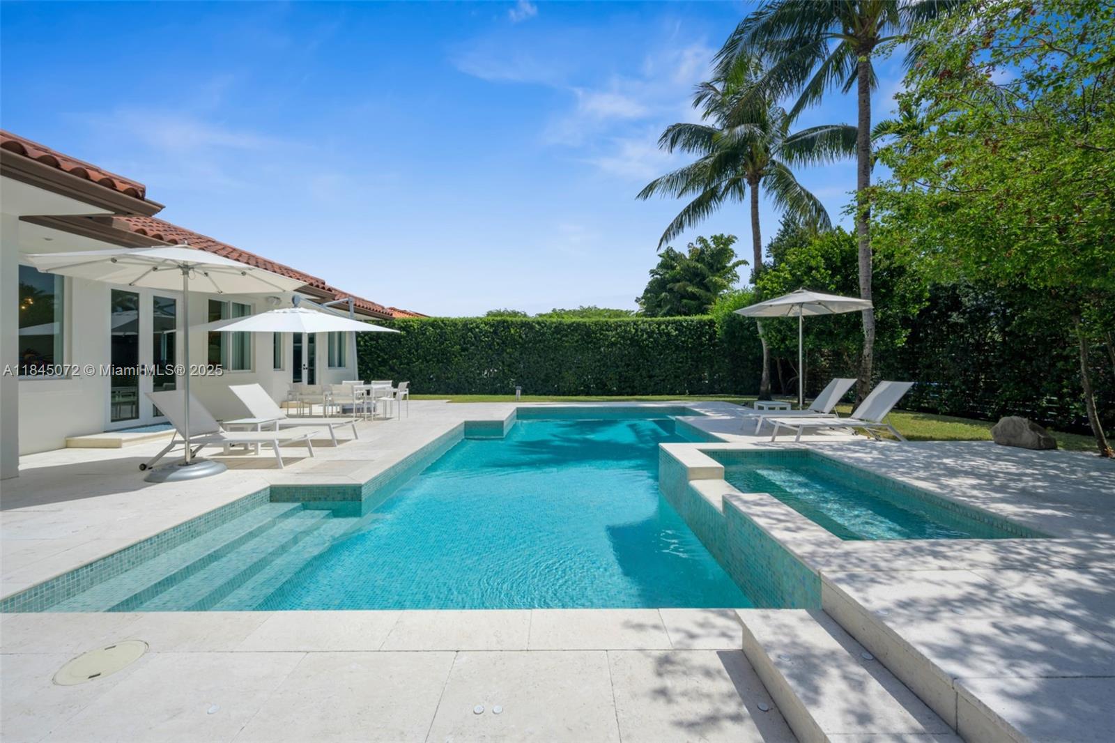 636 Melaleuca