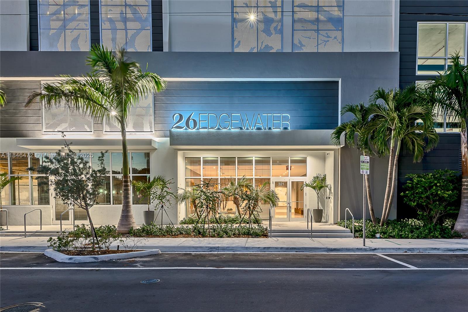 image 26 Edgewater Condominium4