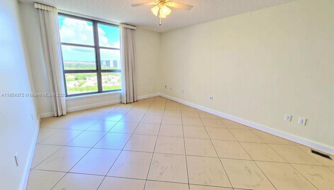 3530 Mystic Pointe Dr #2508 Aventura, FL 33180