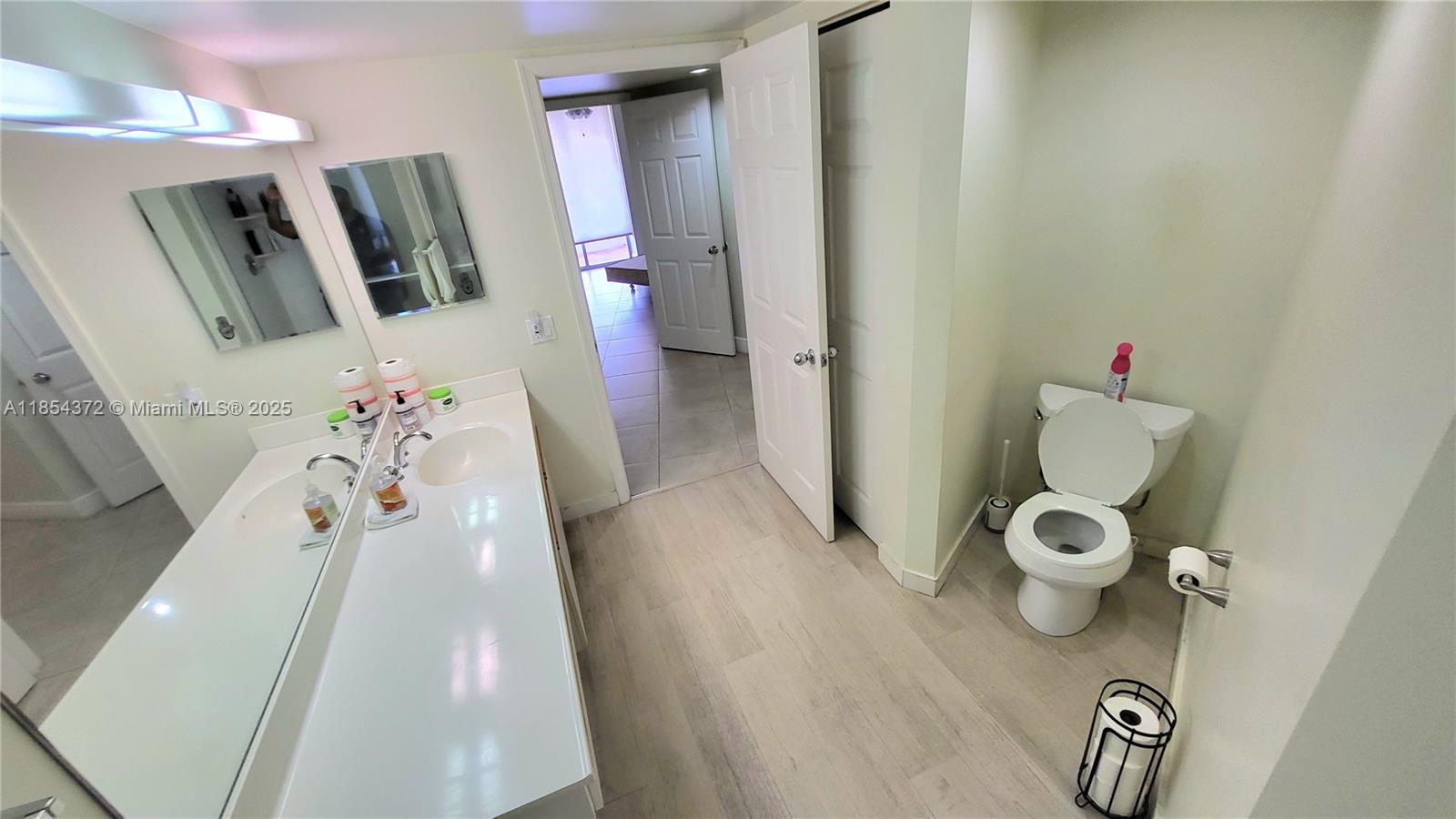 3530 Mystic Pointe Dr #2508 Aventura, FL 33180