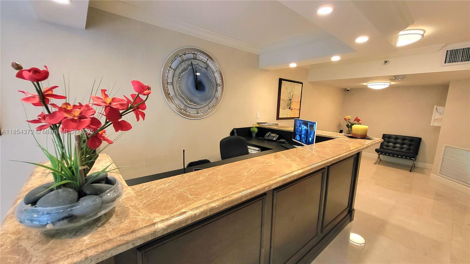 3530 Mystic Pointe Dr #2508 Aventura, FL 33180