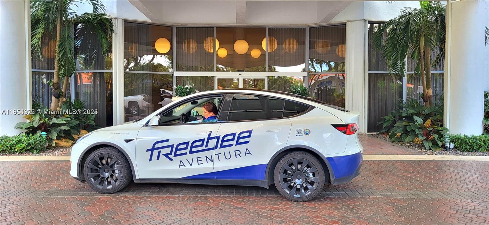 3530 Mystic Pointe Dr #2508 Aventura, FL 33180