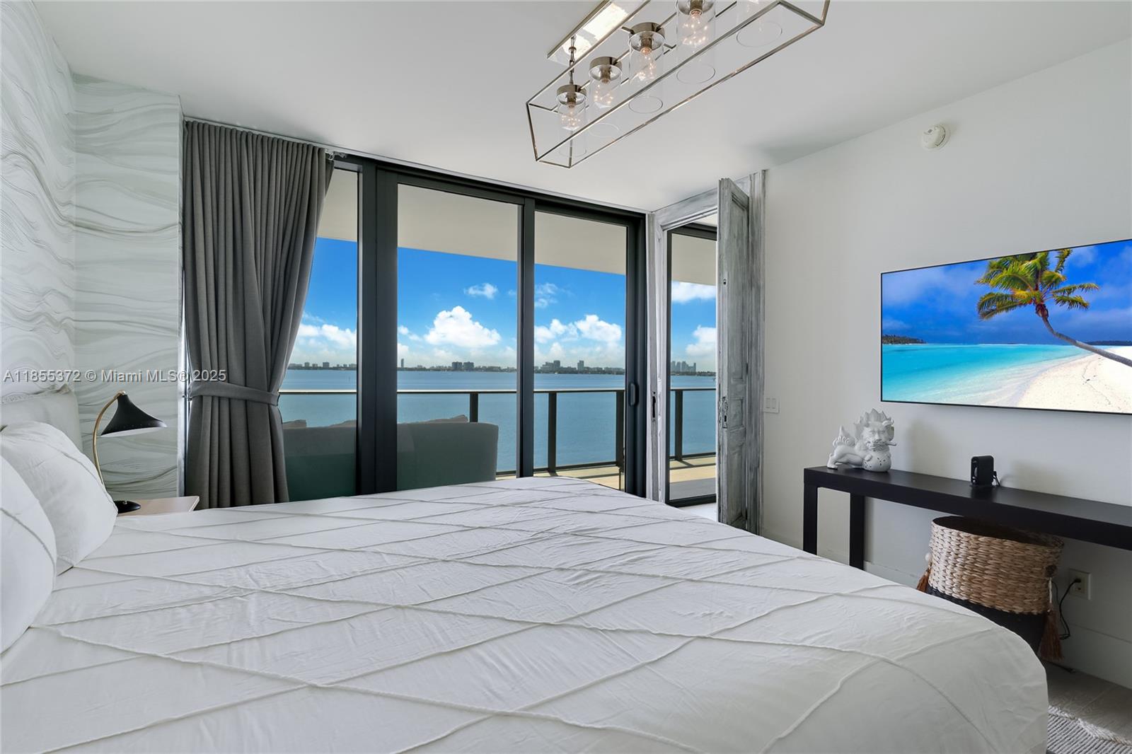 image One Paraiso Condo9