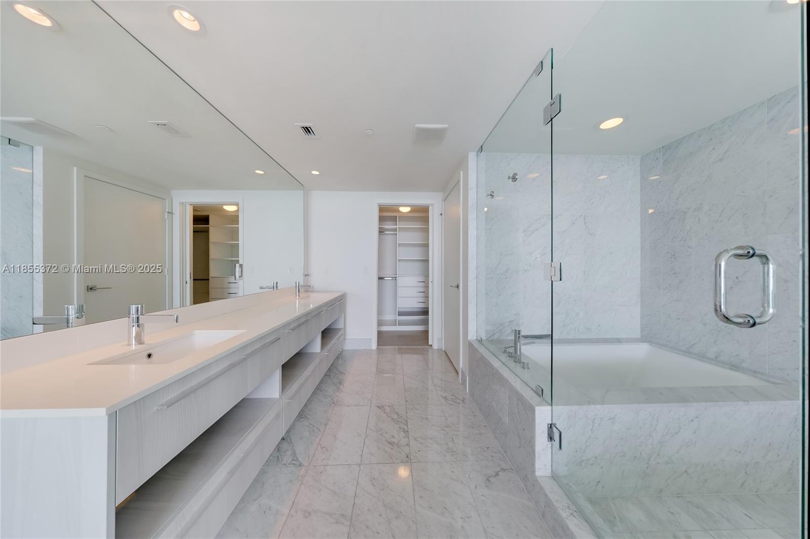 image One Paraiso Condo10