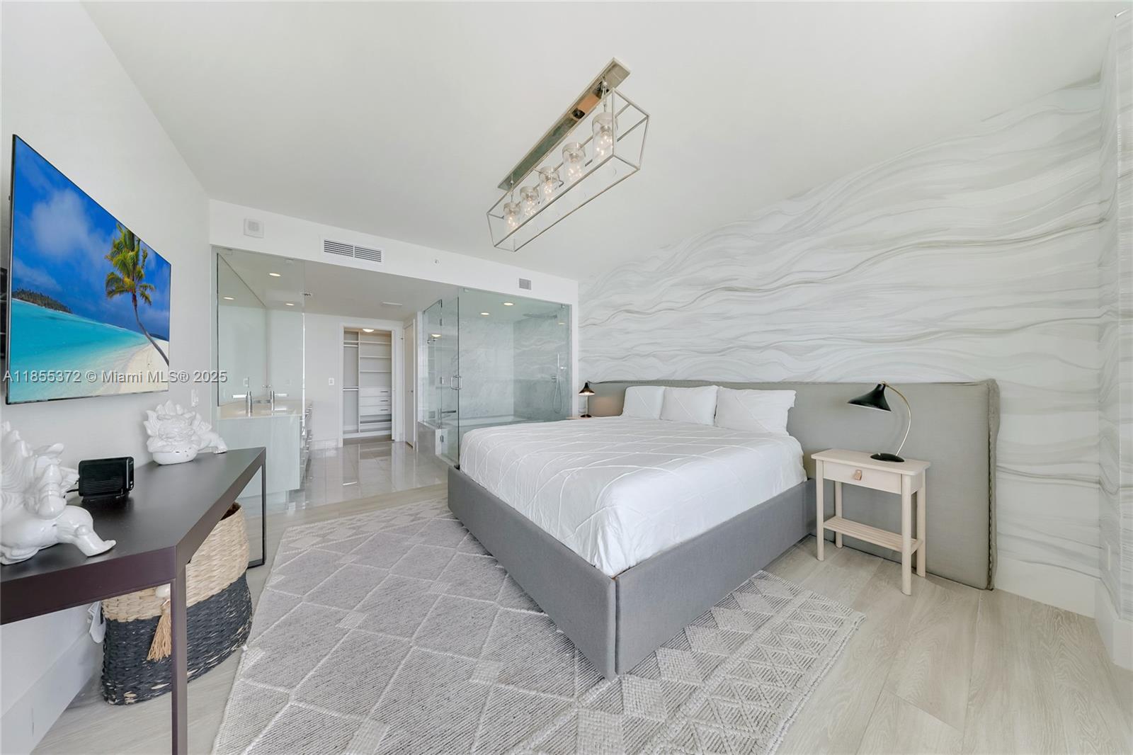 image One Paraiso Condo8