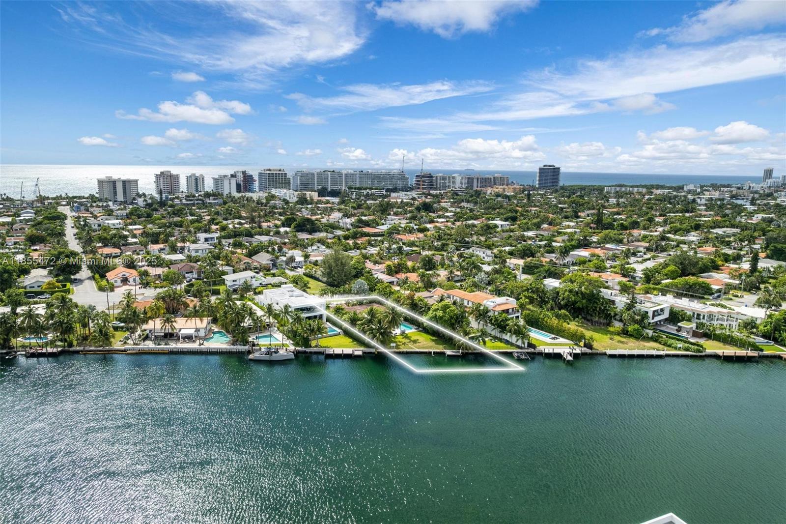 9250 Bay Dr Surfside, FL 33154