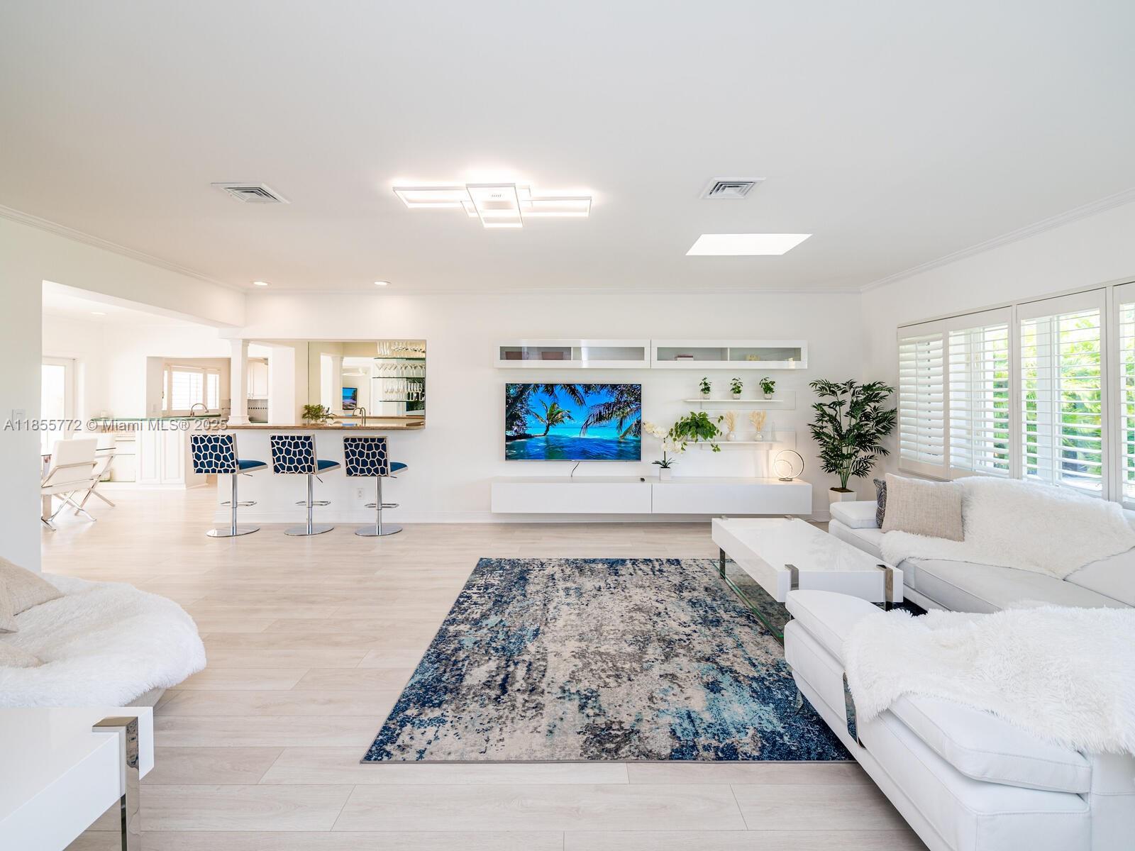 2118 NE 15th St Fort Lauderdale, FL 33304