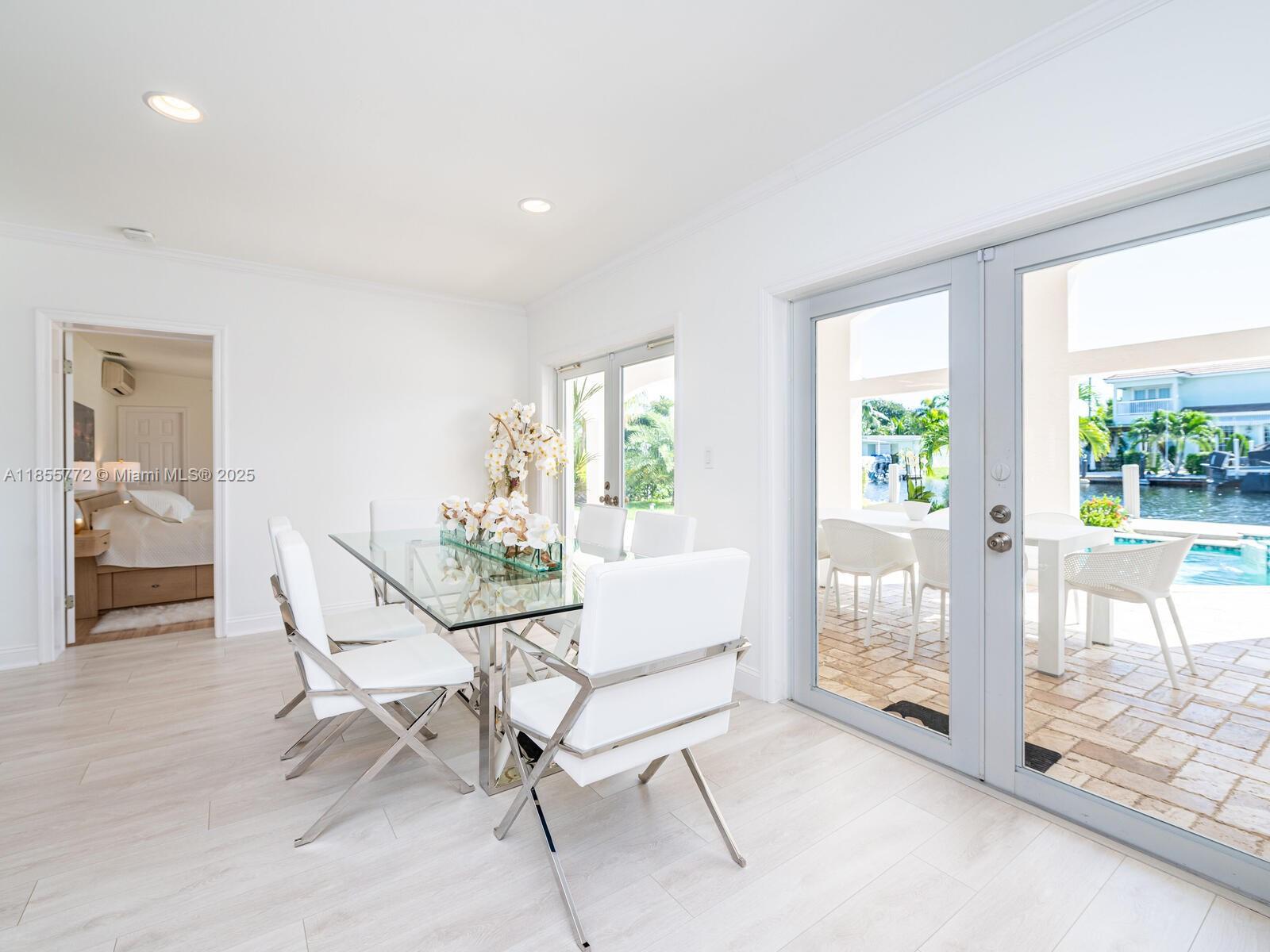 2118 NE 15th St Fort Lauderdale, FL 33304