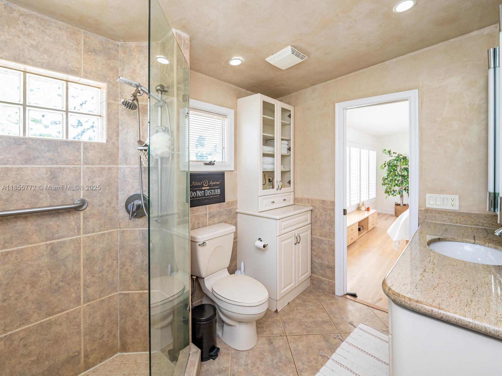 2118 NE 15th St Fort Lauderdale, FL 33304