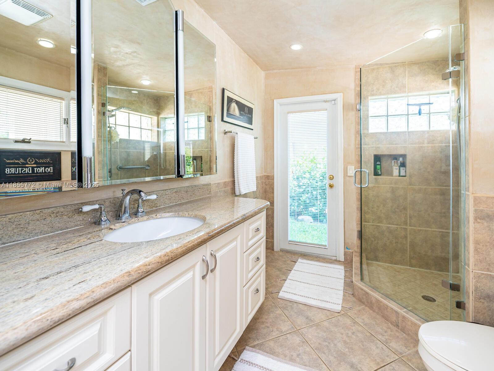 2118 NE 15th St Fort Lauderdale, FL 33304