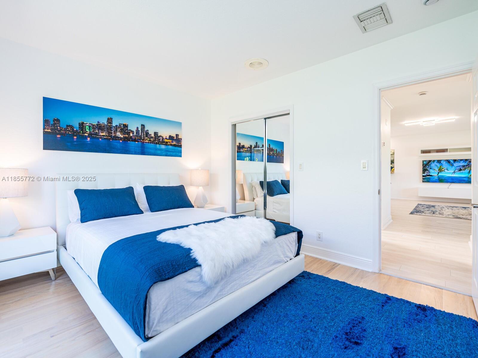 2118 NE 15th St Fort Lauderdale, FL 33304