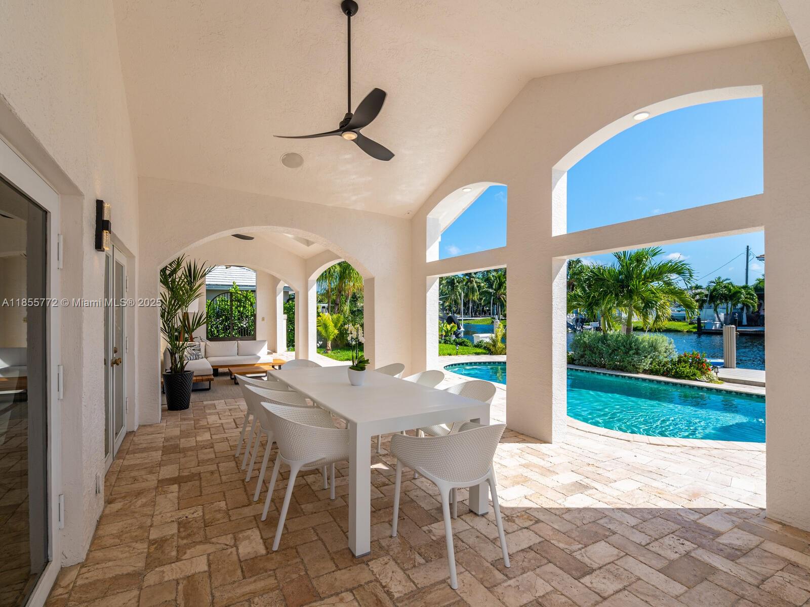 2118 NE 15th St Fort Lauderdale, FL 33304