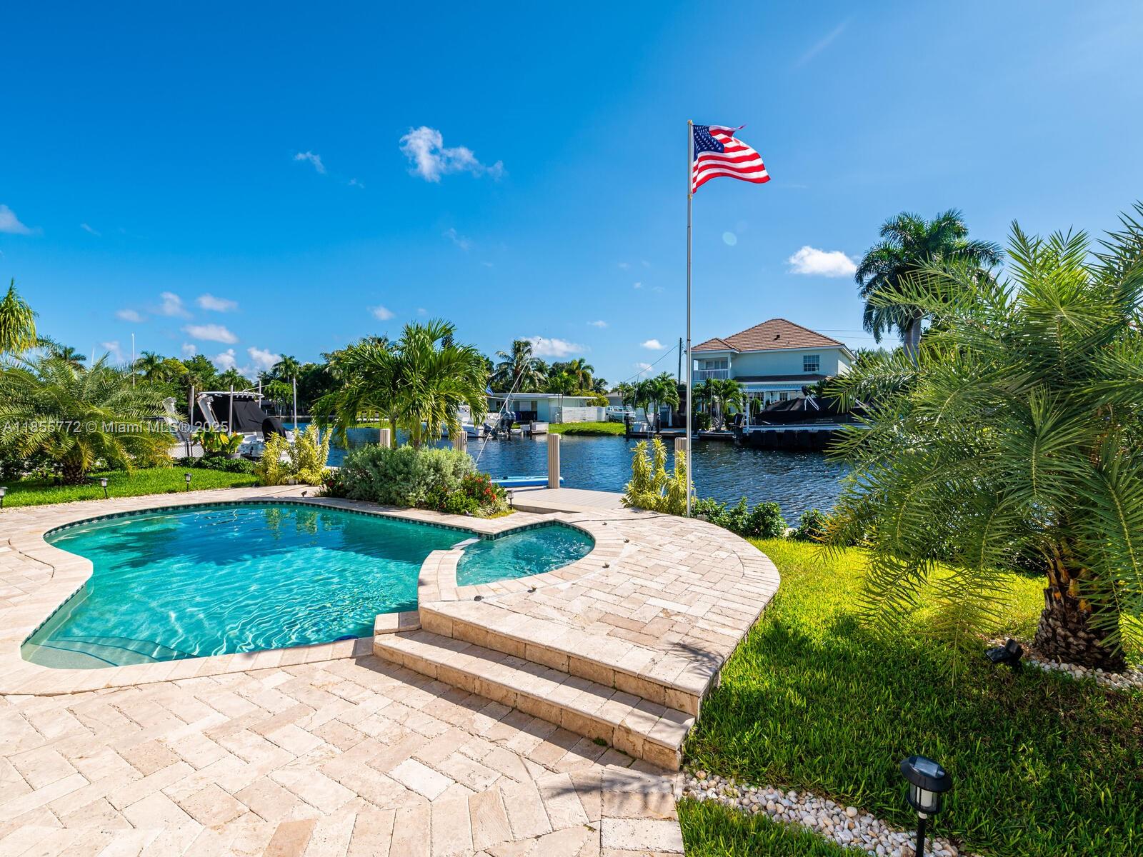 2118 NE 15th St Fort Lauderdale, FL 33304