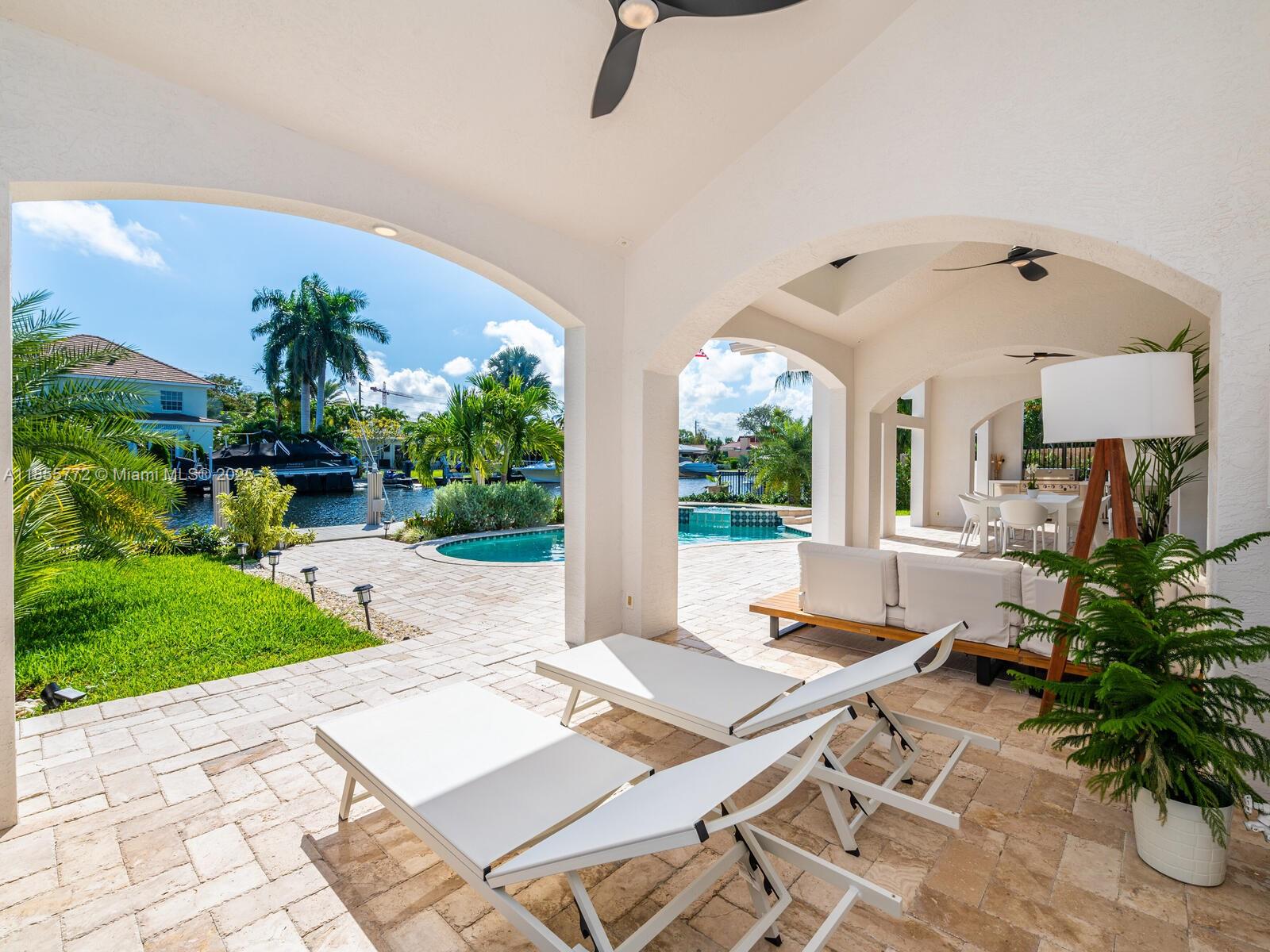 2118 NE 15th St Fort Lauderdale, FL 33304