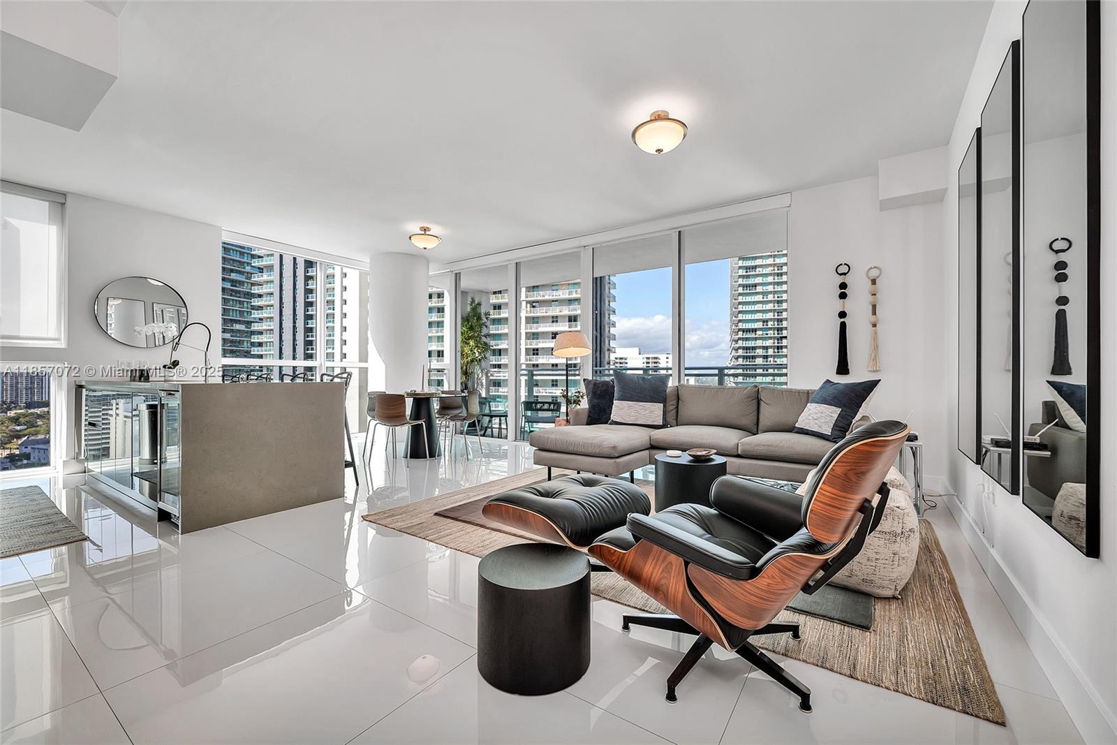 1080 Brickell Ave #1601