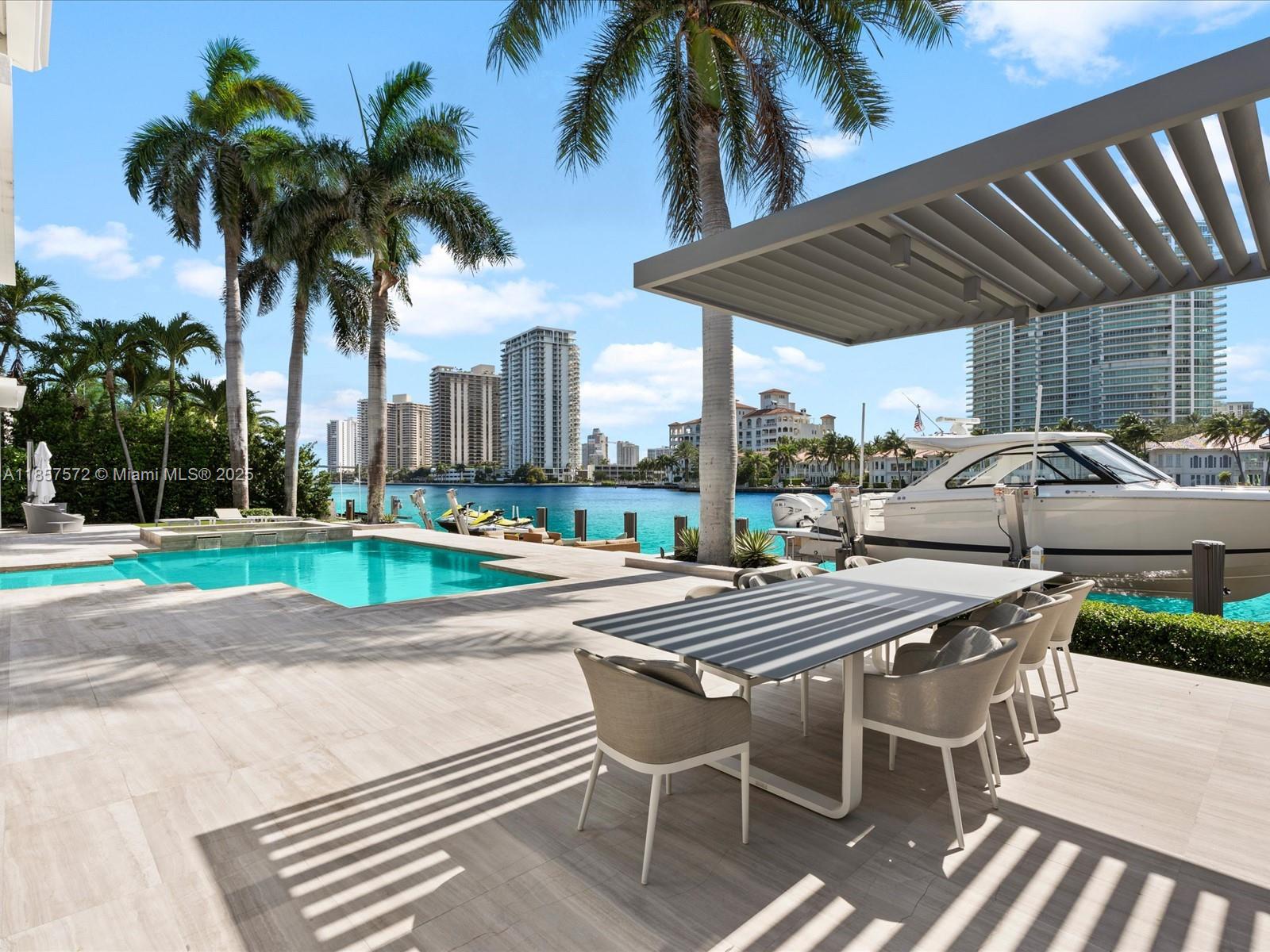 224 S Island Golden Beach, FL 33160