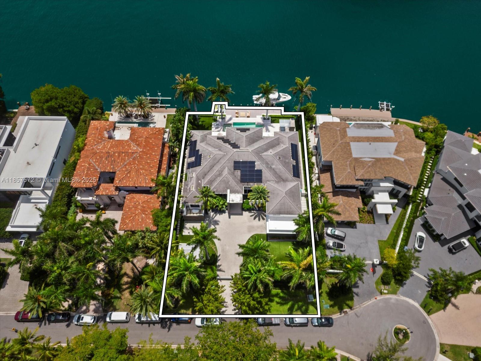 224 S Island Golden Beach, FL 33160