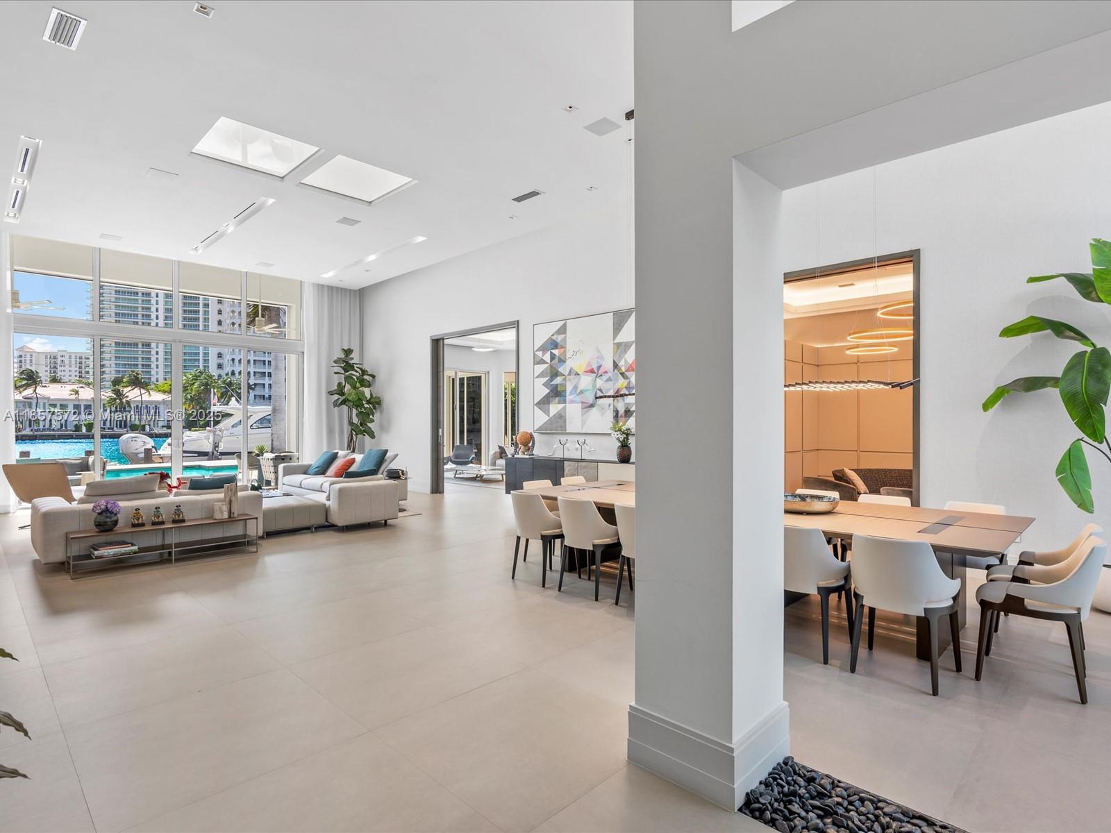 224 S Island Golden Beach, FL 33160