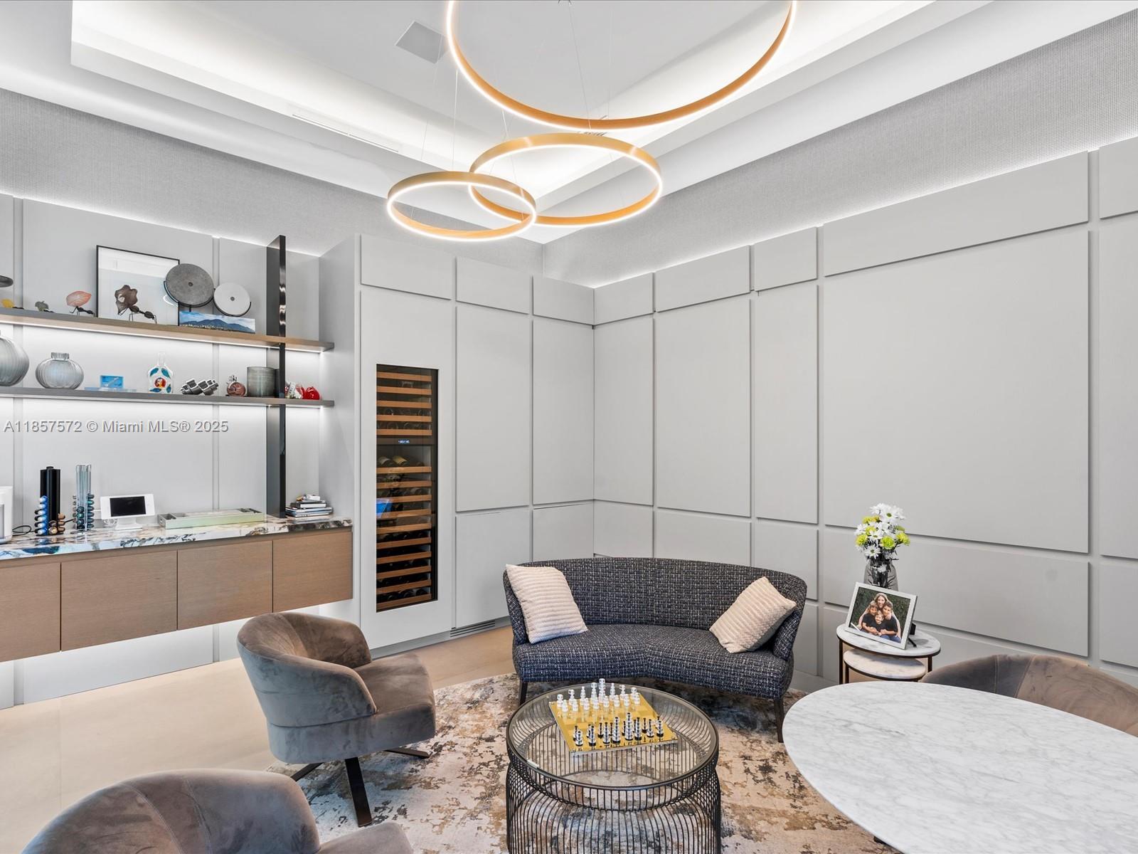 224 S Island Golden Beach, FL 33160