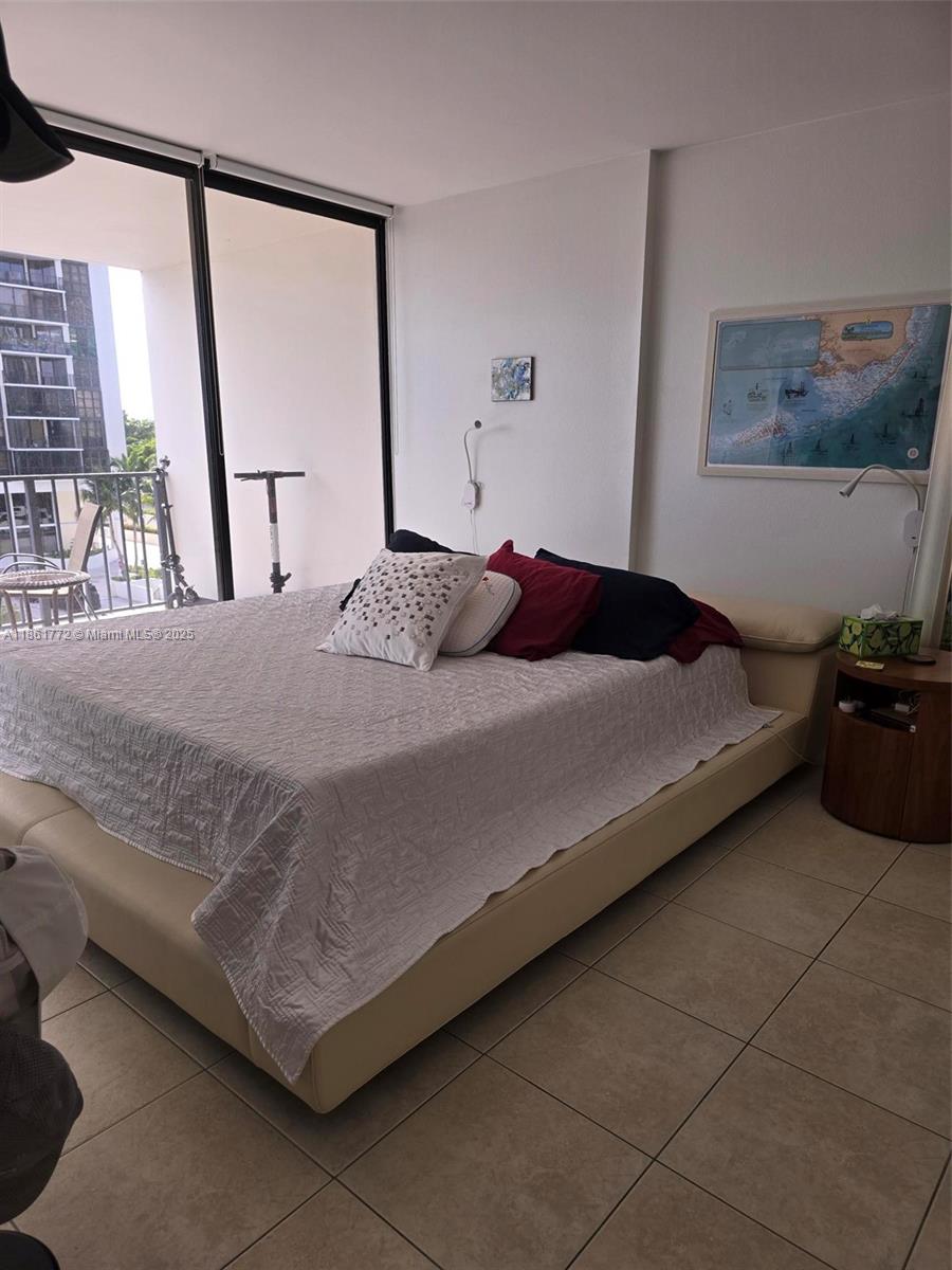 Undisclosed Address Miami, FL 33129