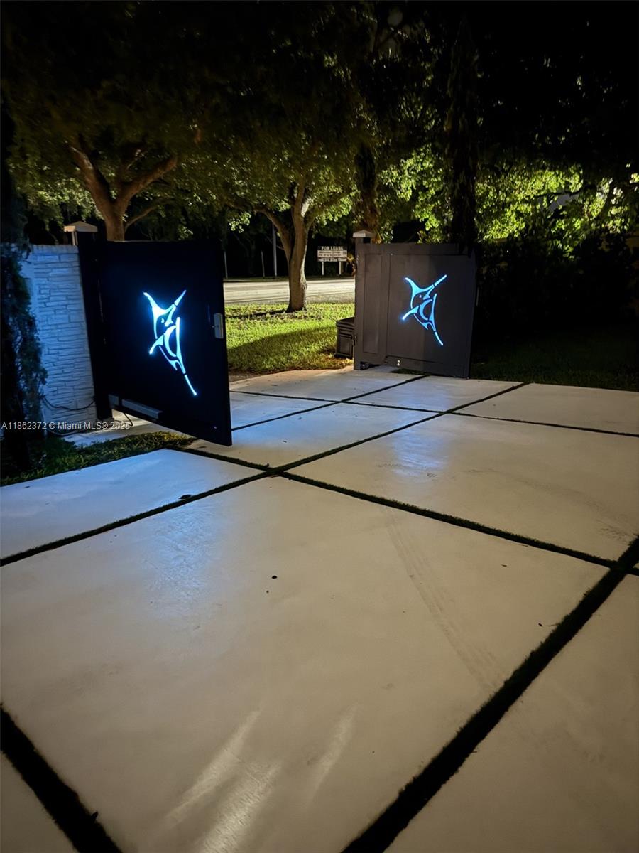 17640 Old Cutler Rd Palmetto Bay, FL 33157