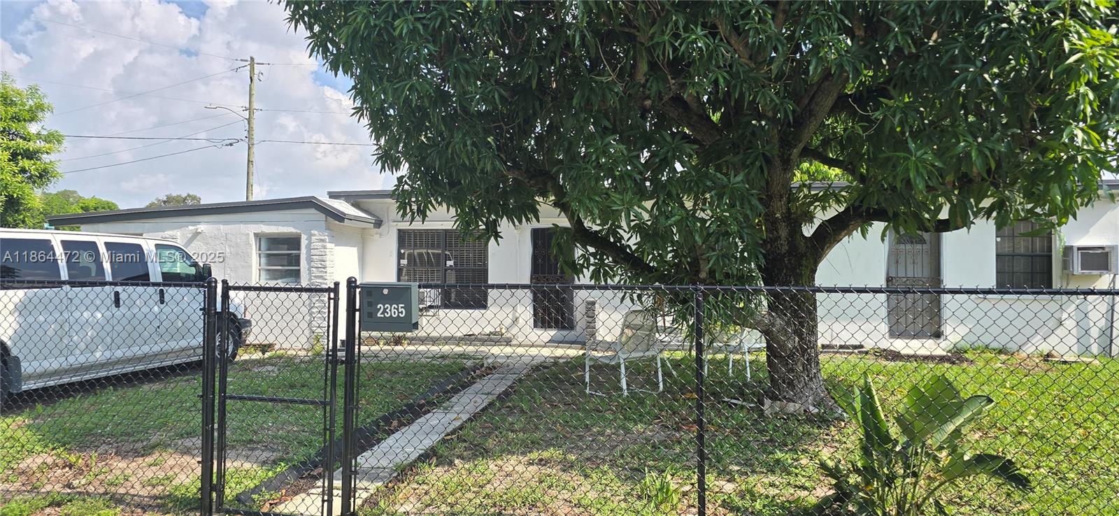 2365 NW 89th St