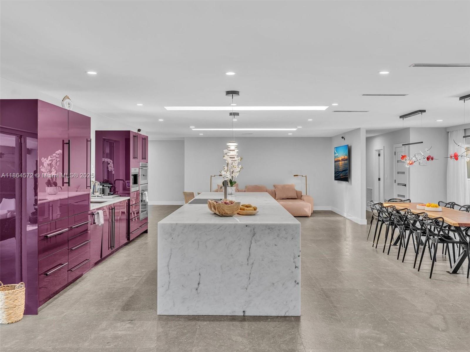 840 S Southlake Dr Hollywood, FL 33019