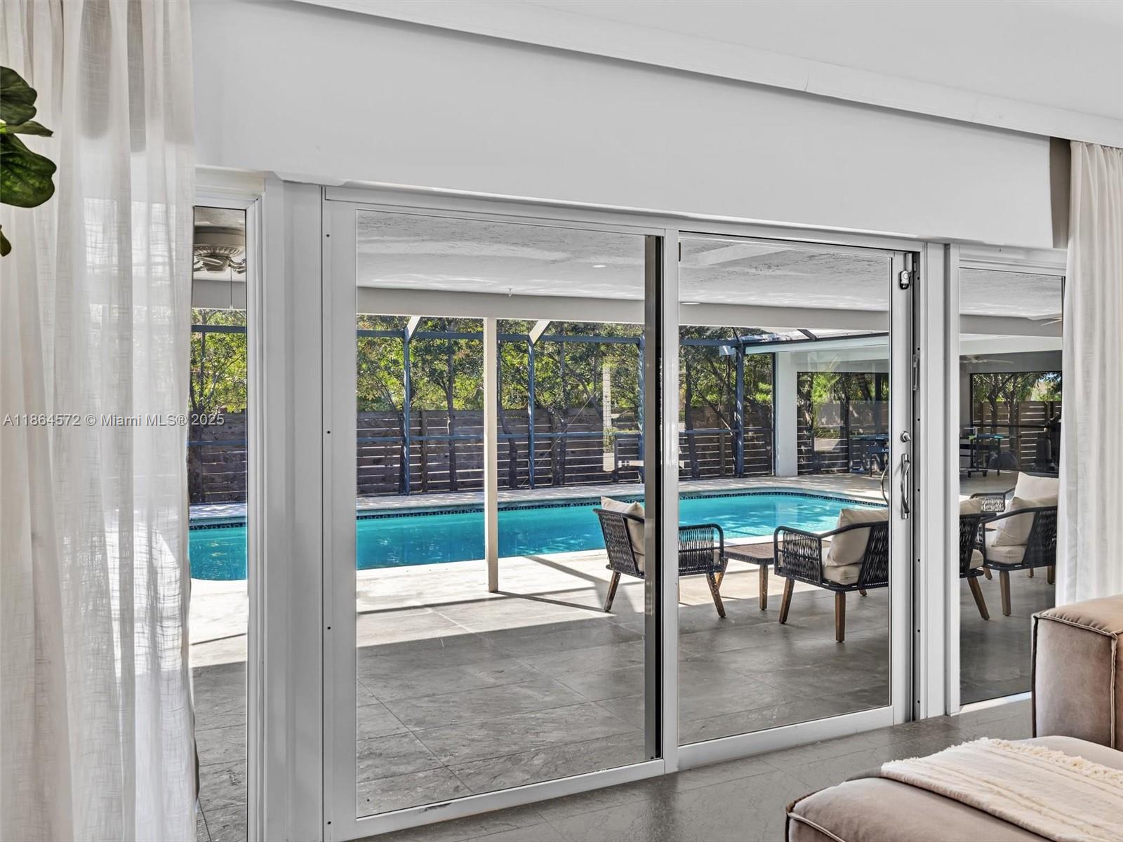 840 S Southlake Dr Hollywood, FL 33019