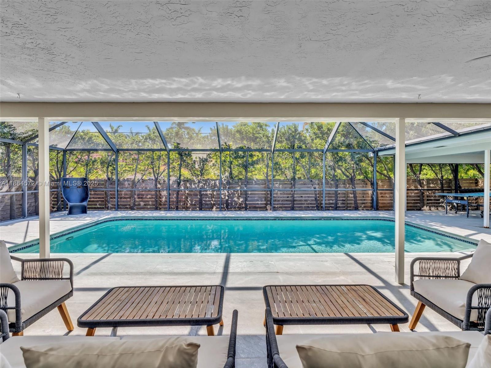 840 S Southlake Dr Hollywood, FL 33019