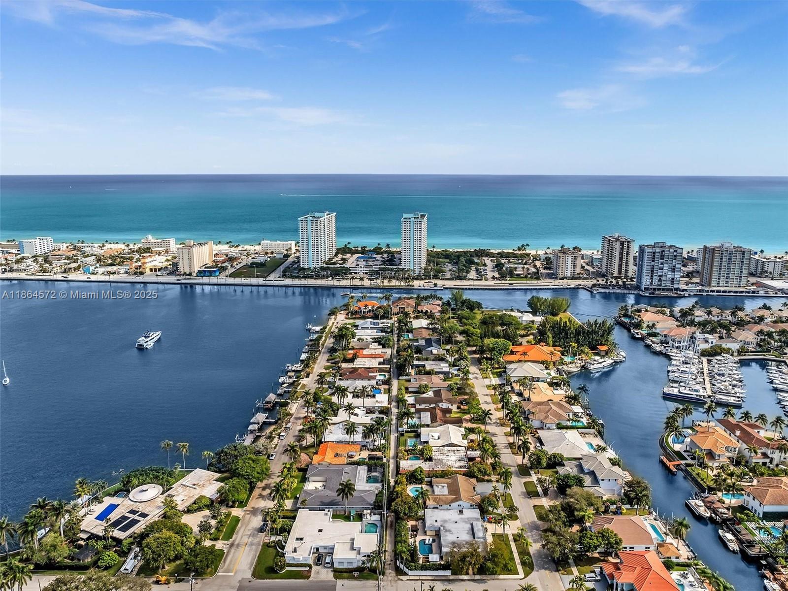 840 S Southlake Dr Hollywood, FL 33019