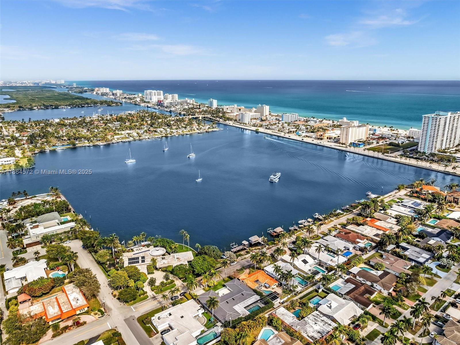 840 S Southlake Dr Hollywood, FL 33019