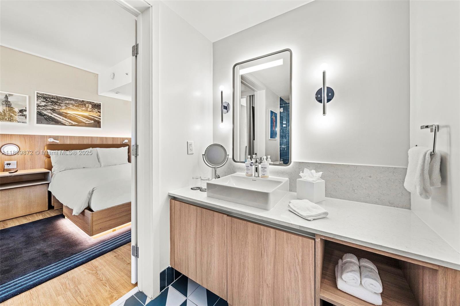 image Gale Residences8