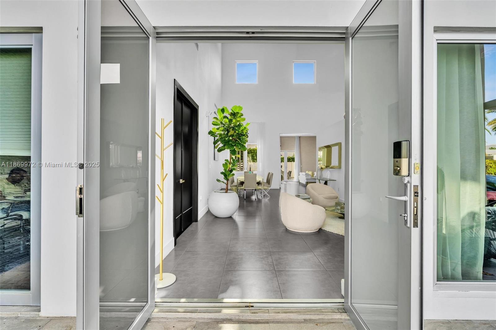 3447 NW 84th Ave Doral, FL 33122