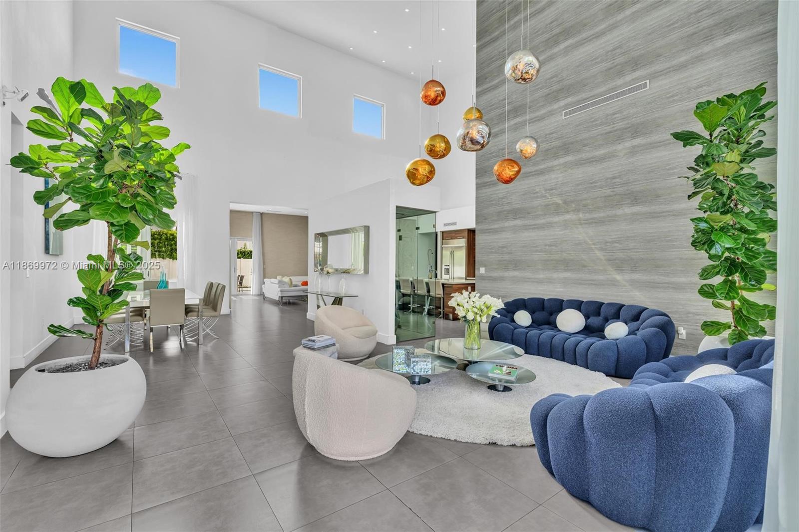 3447 NW 84th Ave Doral, FL 33122