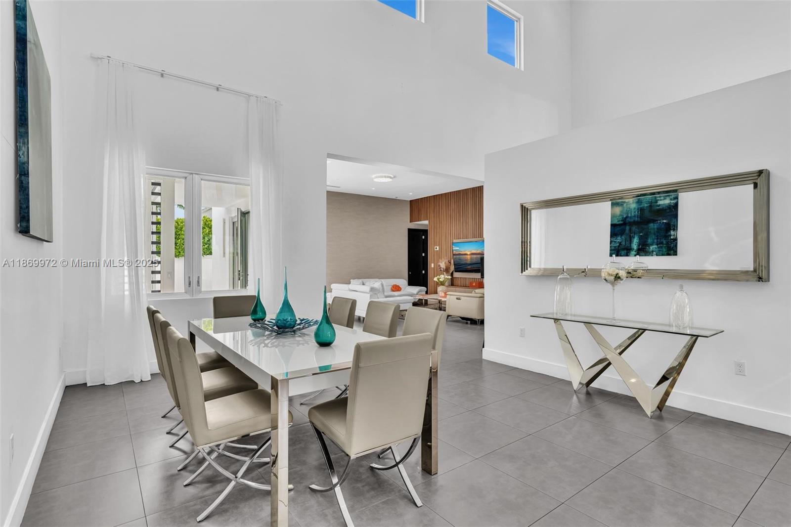 3447 NW 84th Ave Doral, FL 33122