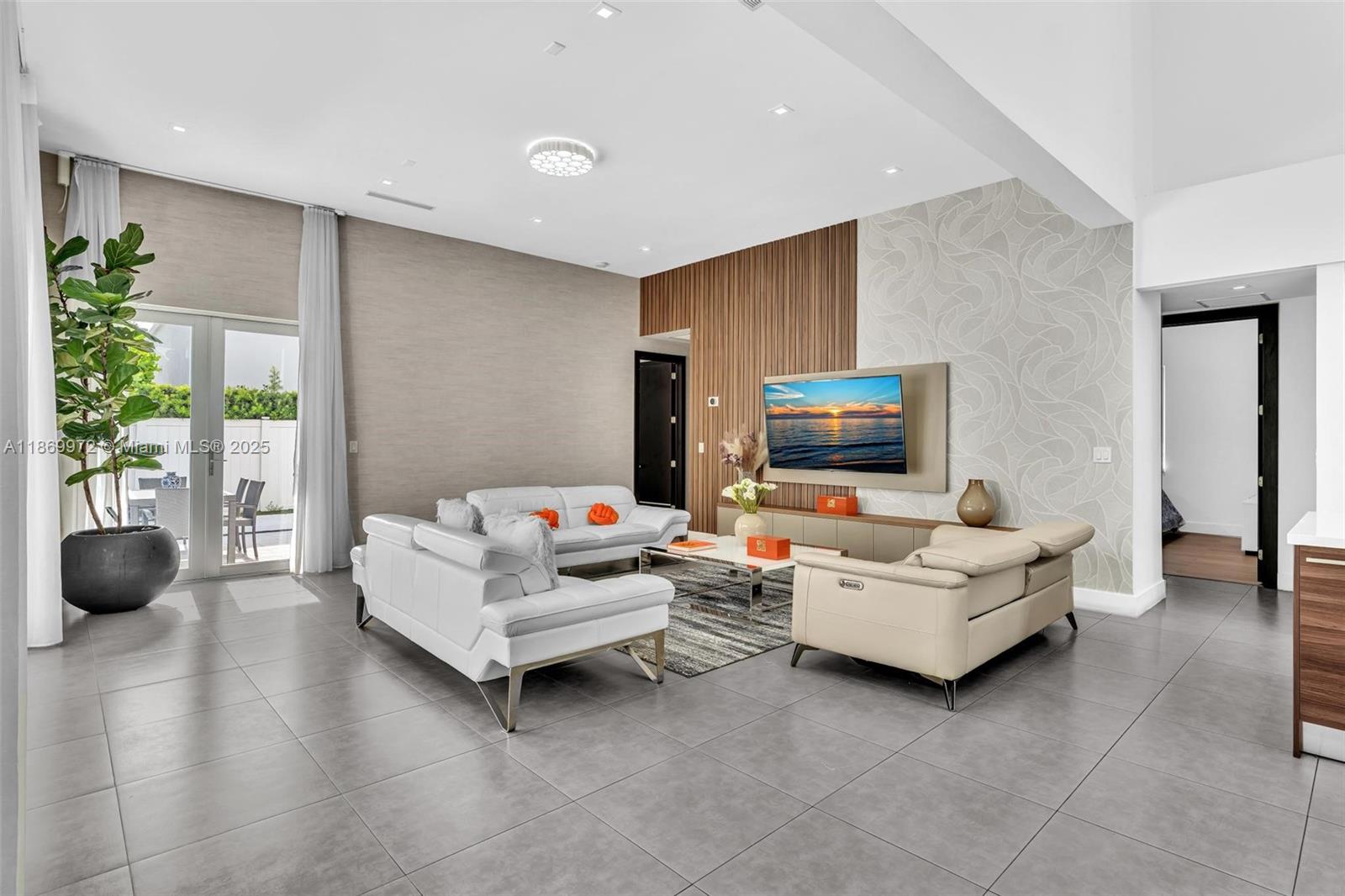 3447 NW 84th Ave Doral, FL 33122